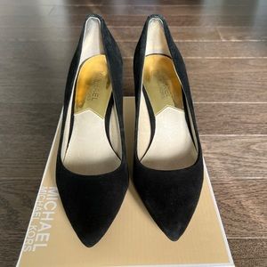 Michael Kors Suede Flex Mid Pump